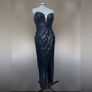 La Femme sequined strapless plunging neckline gown sz. 8